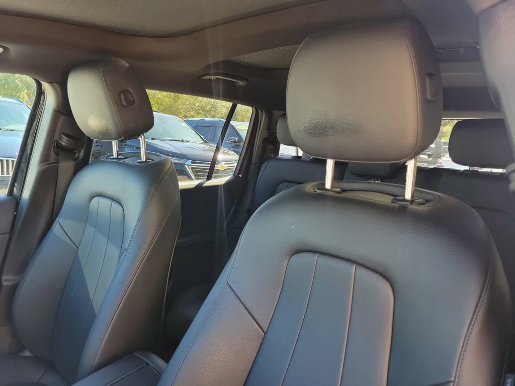 Used 2022 Mercedes-Benz GLB 250 image 23