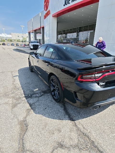Used 2019 Dodge Charger R/T w/ Driver Confidence Group image 3
