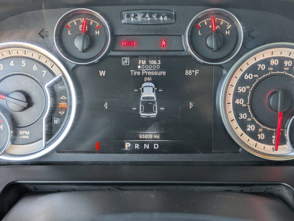 Used 2017 RAM 1500 Classic SLT AWD/4WD image 24