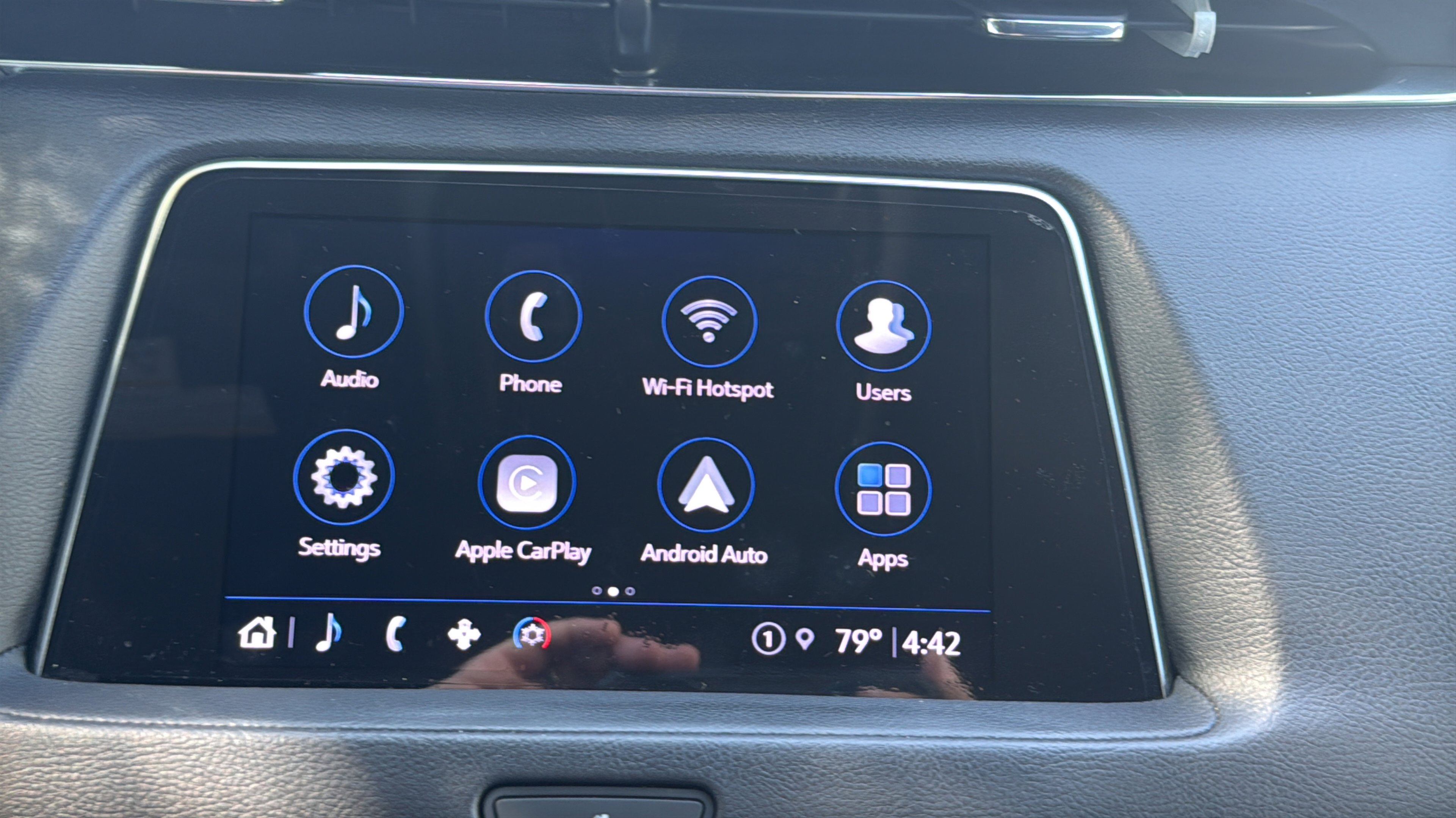 Used 2022 Cadillac XT4 Premium Luxury w/ Enhanced Visibility Package FWD image 22