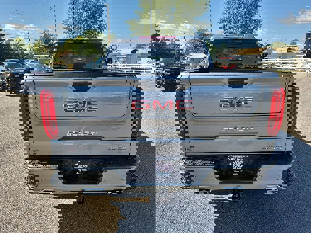 New 2026 GMC Sierra 1500 Denali w/ Denali Reserve Package image 4