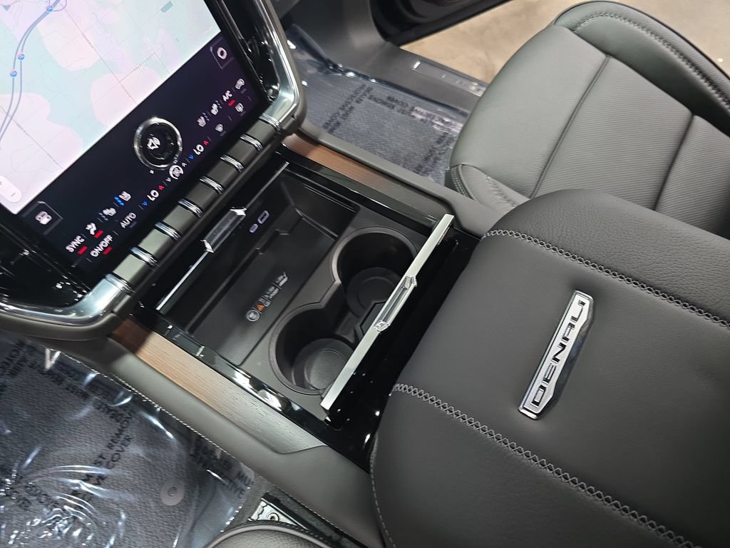 New 2026 GMC Yukon XL Denali w/ Advanced Technology Package AWD/4WD image 28