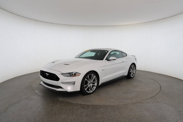 Used 2018 Ford Mustang GT Premium w/ Equipment Group 401A image 2