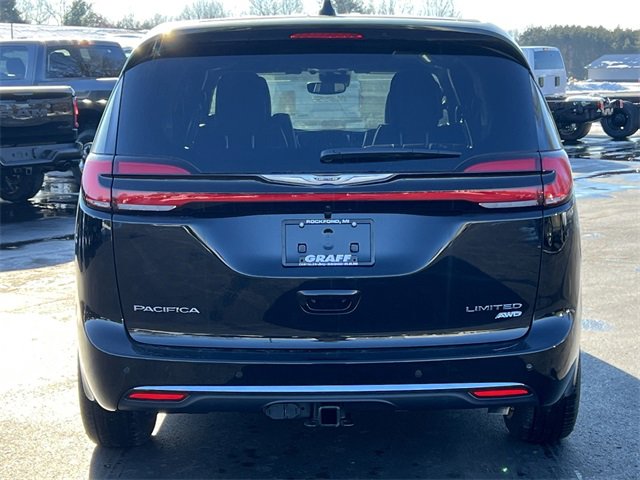 New 2026 Chrysler Pacifica Limited w/ Uconnect Theater Family Group image 52