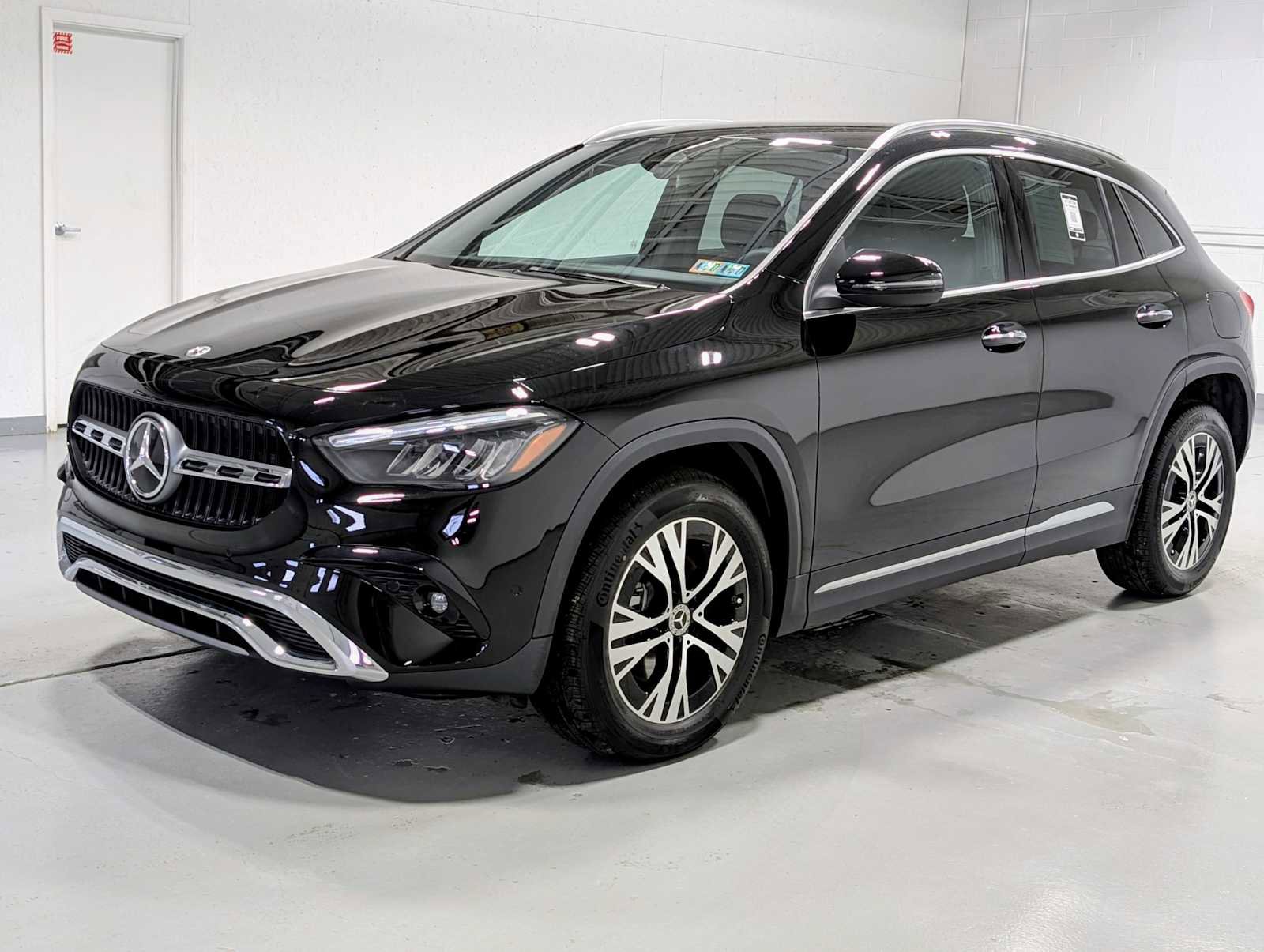 Certified 2025 Mercedes-Benz GLA 250 4MATIC image 1