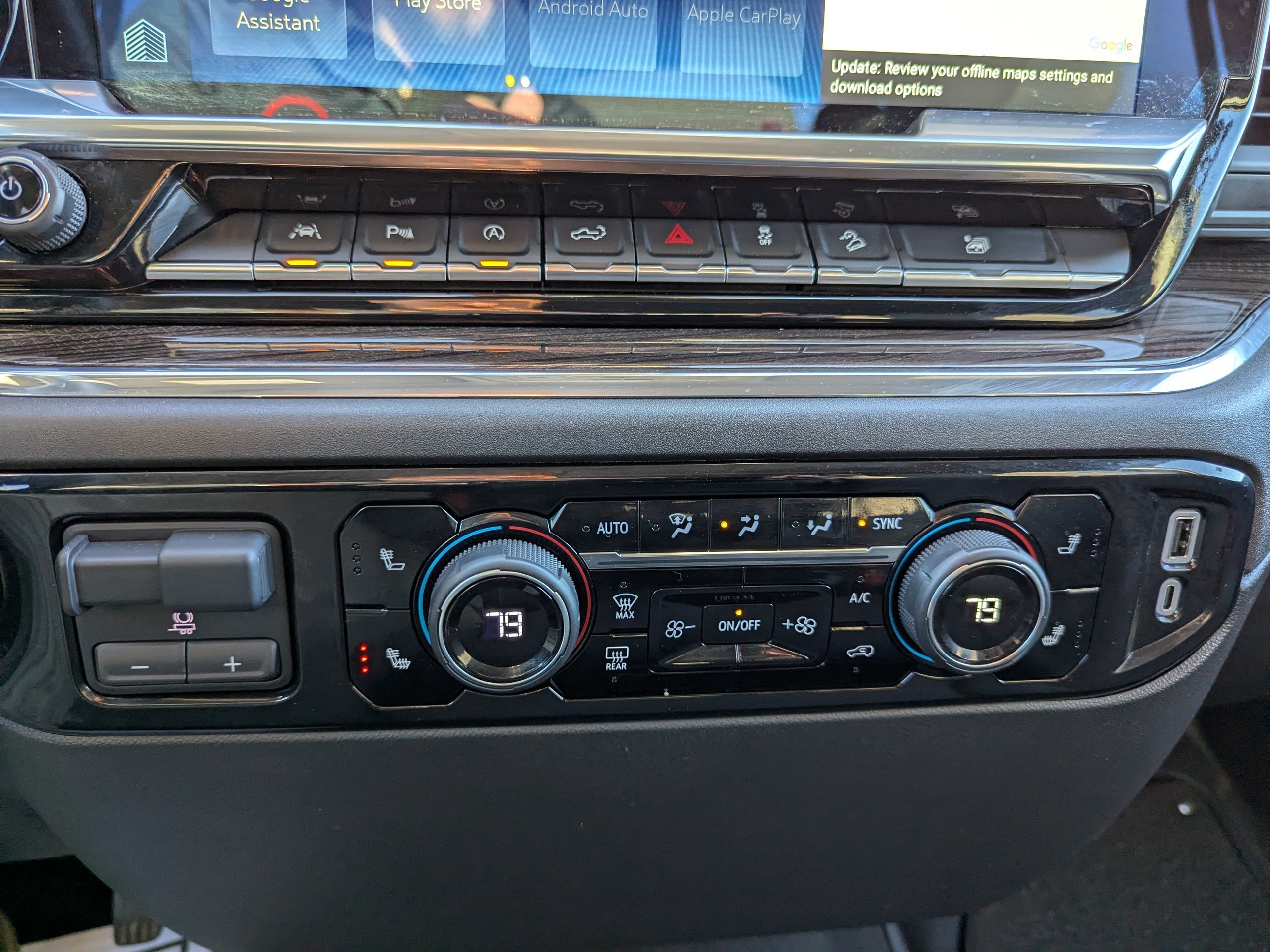 Certified 2024 Chevrolet Silverado 1500 LT AWD/4WD image 26