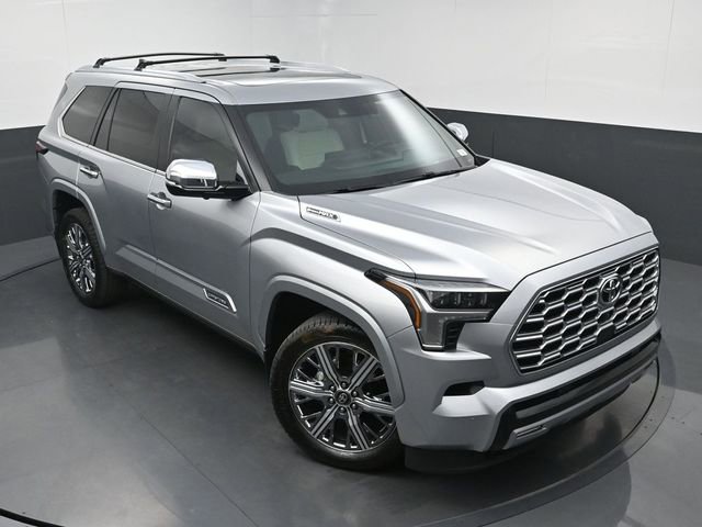 Used 2025 Toyota Sequoia Capstone image 41