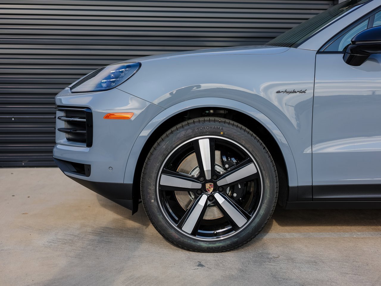 New 2026 Porsche Cayenne E-Hybrid Coupe image 11