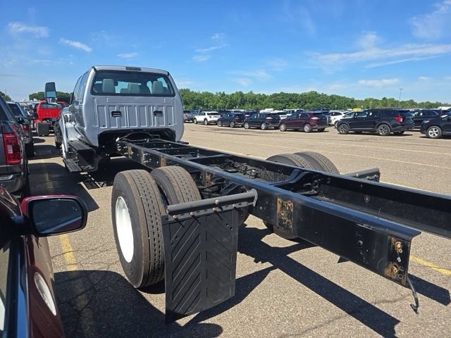Used 2027 Ford F750 2WD Crew Cab Super Duty image 12