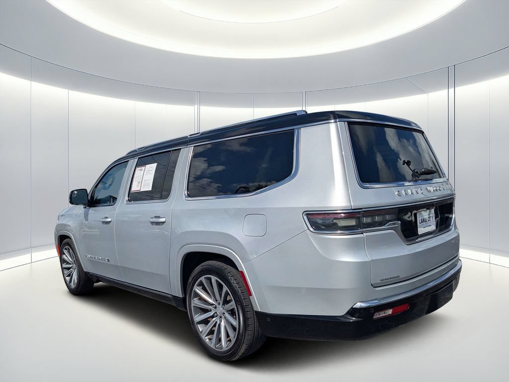 Used 2023 Jeep Grand Wagoneer L Series II AWD/4WD image 5