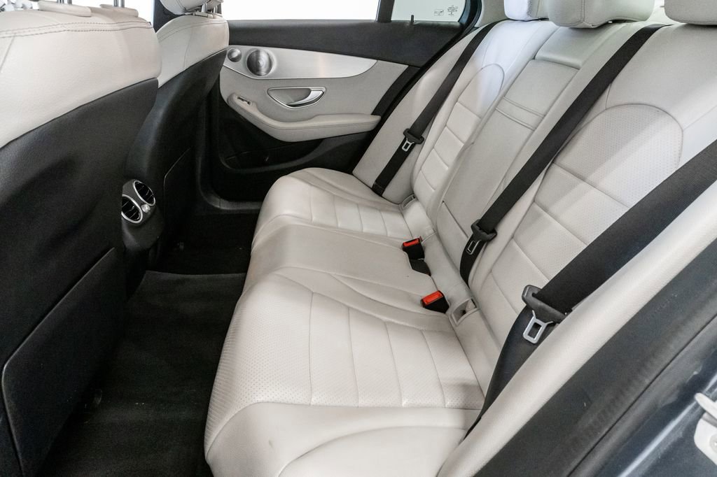 Used 2016 Mercedes-Benz C 300 4MATIC Sedan image 15
