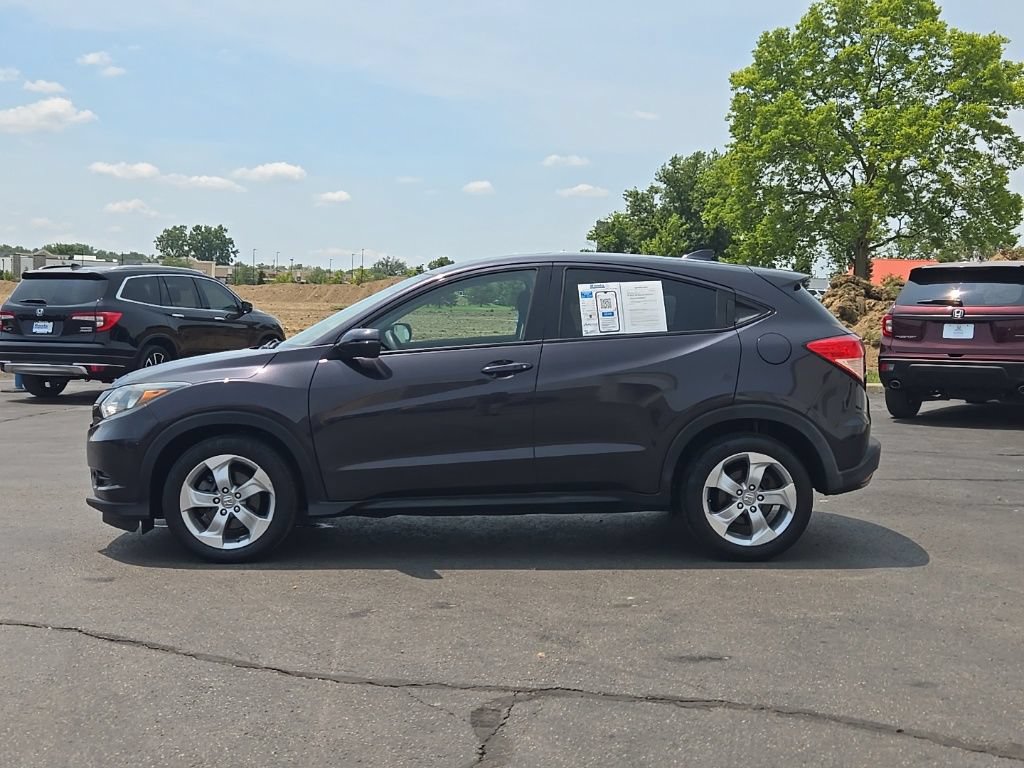 Used 2016 Honda HR-V EX image 4