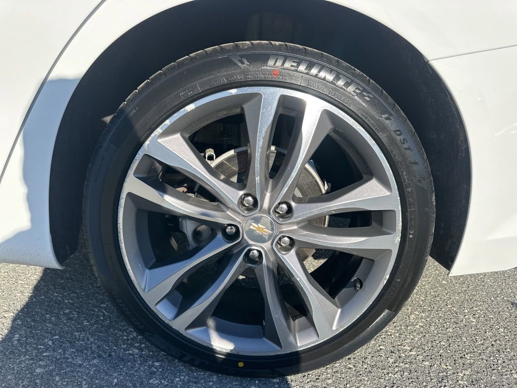 Used 2023 Chevrolet Malibu LT image 28