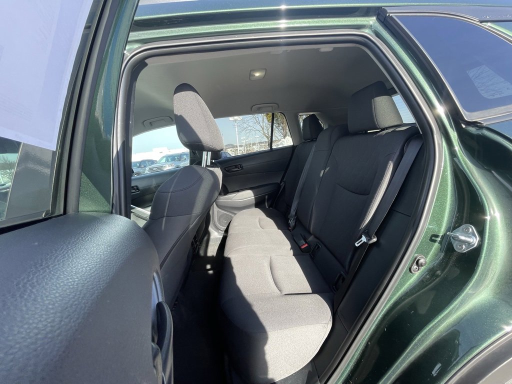 Used 2024 Toyota Corolla Cross LE image 19