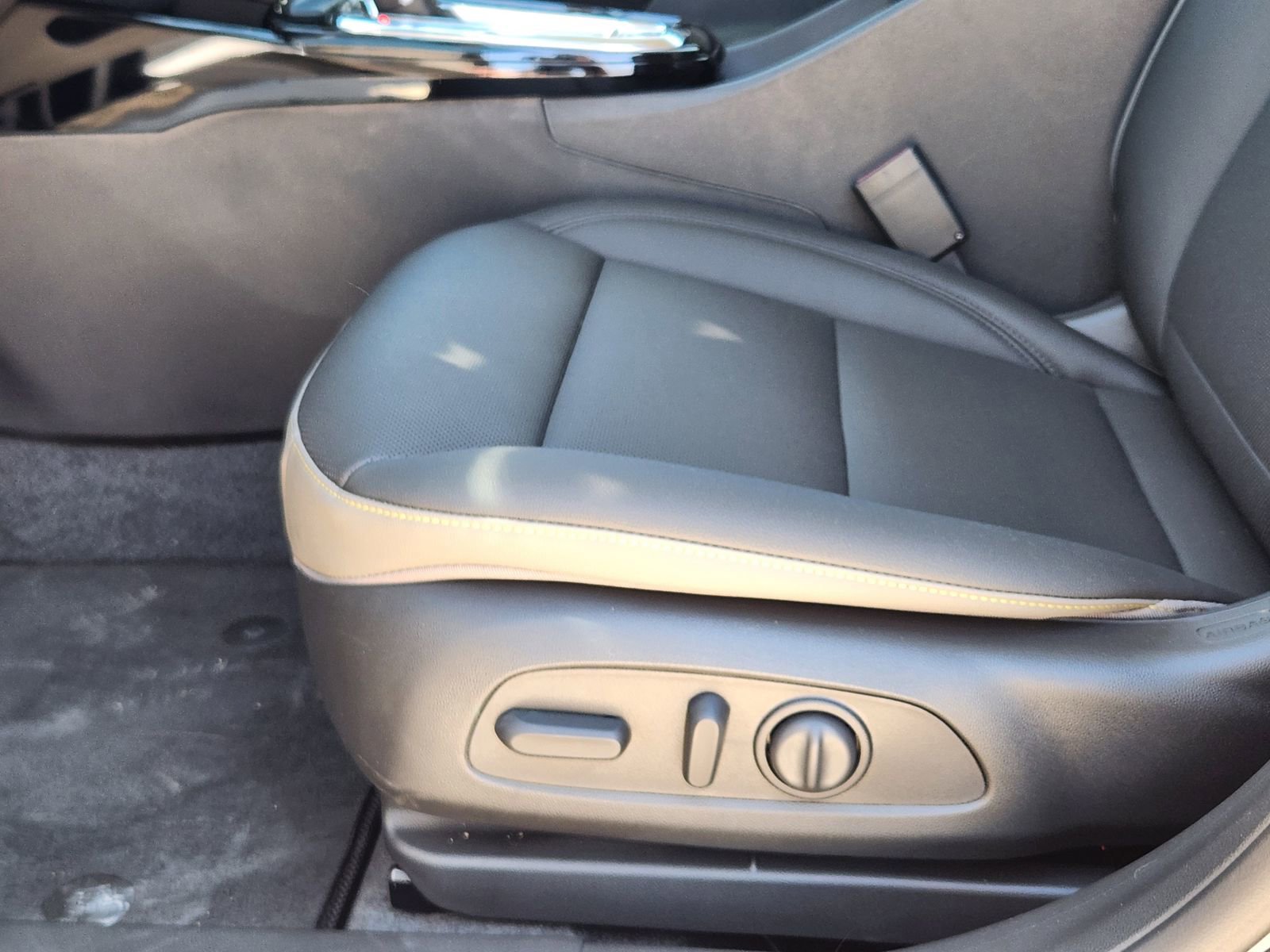 New 2026 Chevrolet Trax ACTIV FWD image 21