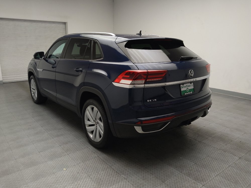 Used 2023 Volkswagen Atlas Cross Sport SE w/ Panoramic Sunroof Package FWD image 5