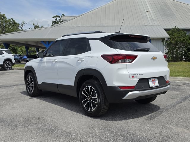 New 2026 Chevrolet TrailBlazer LT w/ LT Cold Weather Package FWD image 4