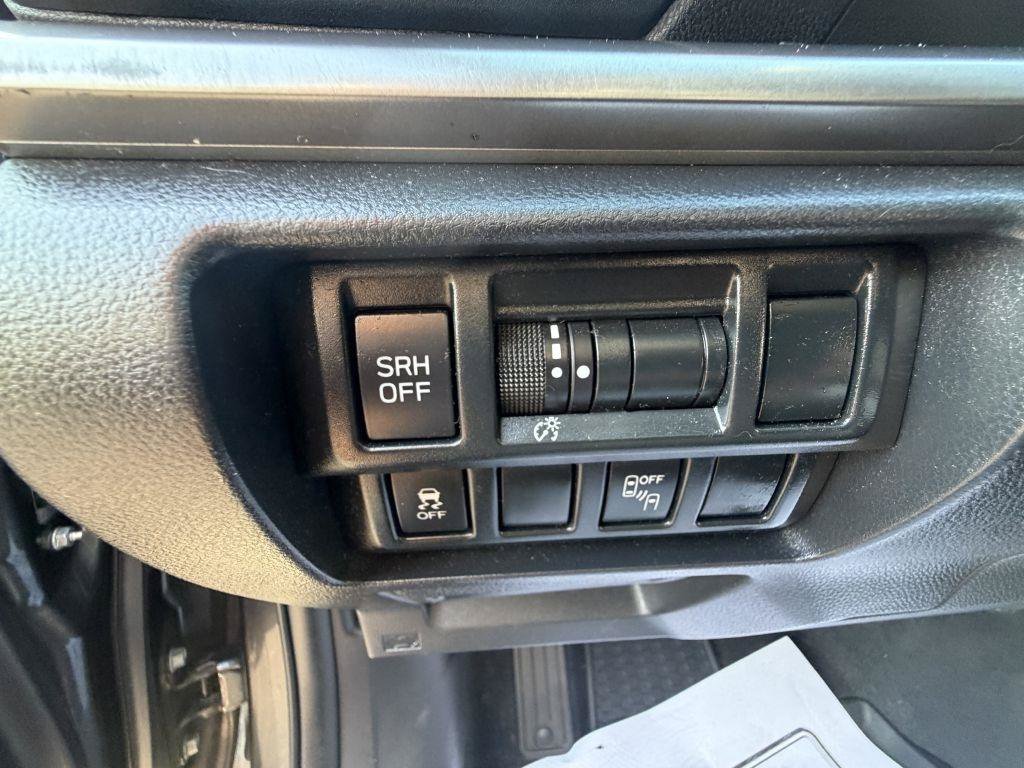 Used 2018 Subaru Crosstrek 2.0i Limited AWD/4WD image 27