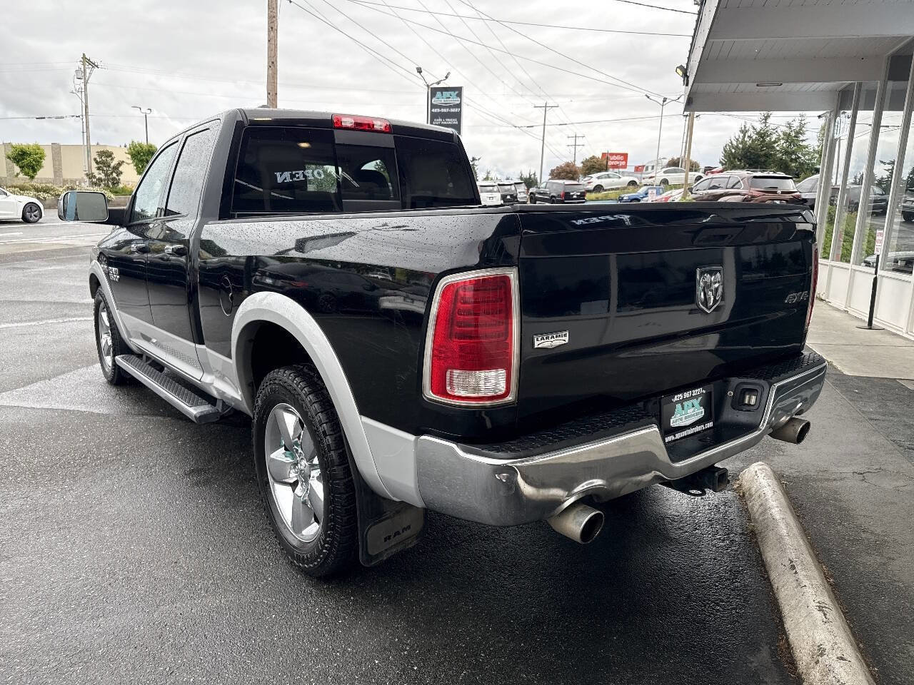 Used 2013 RAM 1500 Laramie w/ Convenience Group AWD/4WD image 4