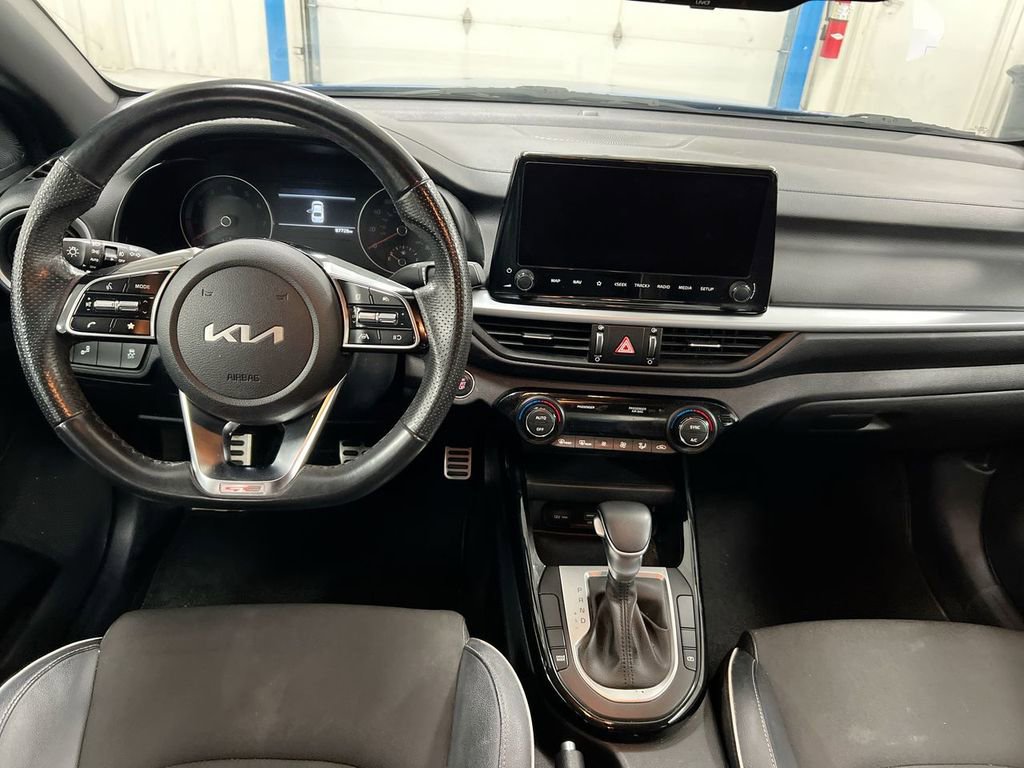 Used 2022 Kia Forte GT-Line FWD image 10
