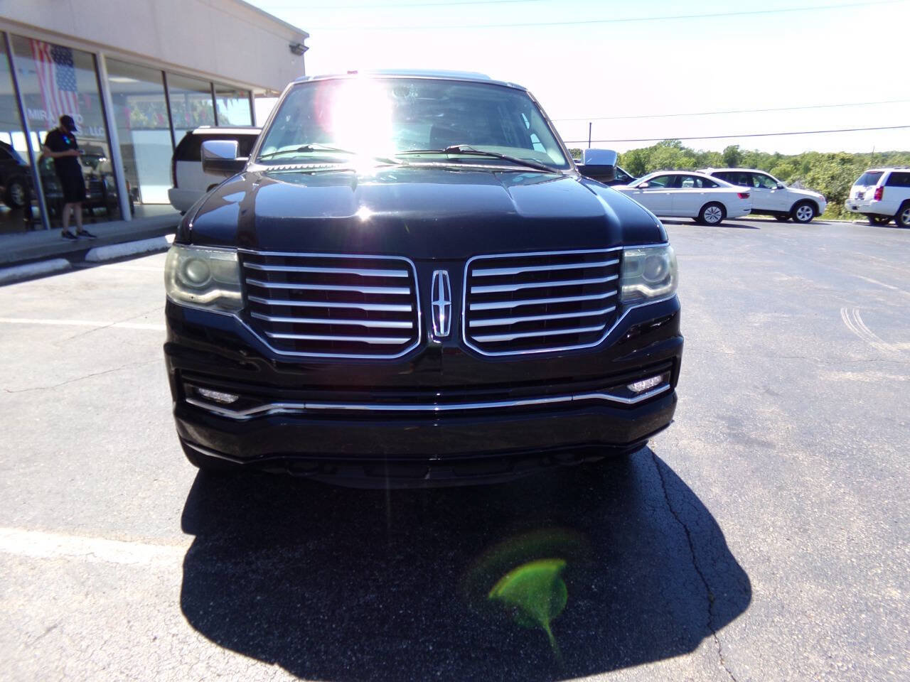 Used 2016 Lincoln Navigator L Select RWD image 55