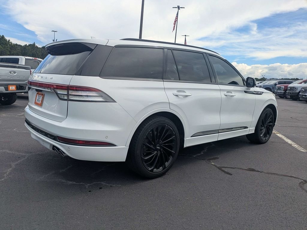 Used 2022 Lincoln Aviator Reserve w/ Equipment Group 201A RWD image 4