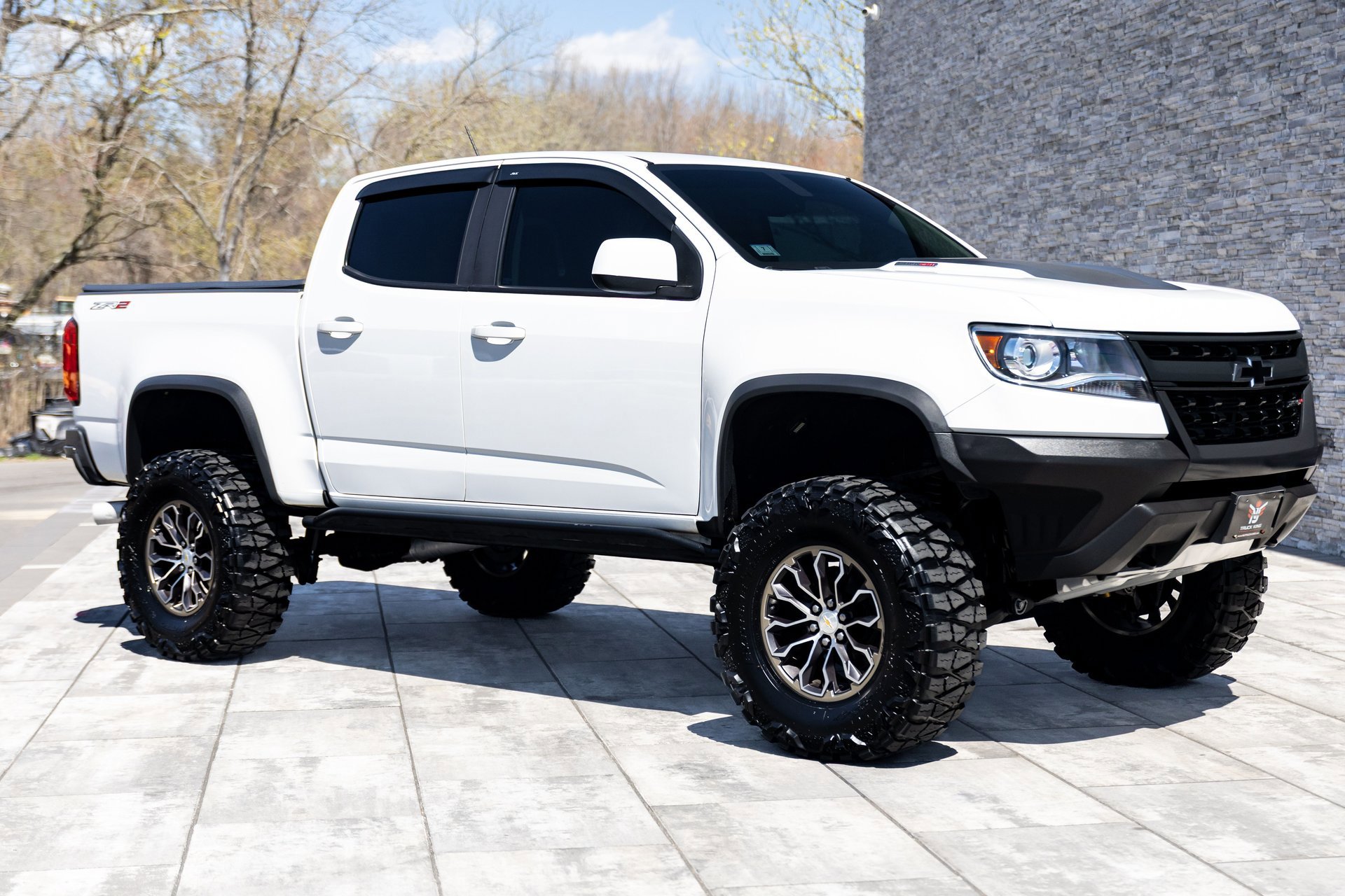 Used 2018 Chevrolet Colorado ZR2 image 12