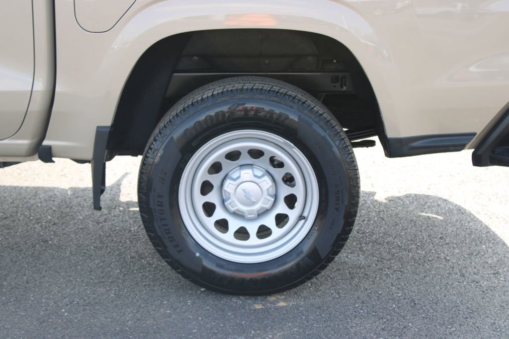 Used 2024 Chevrolet Colorado W/T image 19