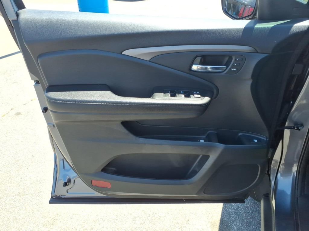 Used 2024 Honda Ridgeline RTL image 9