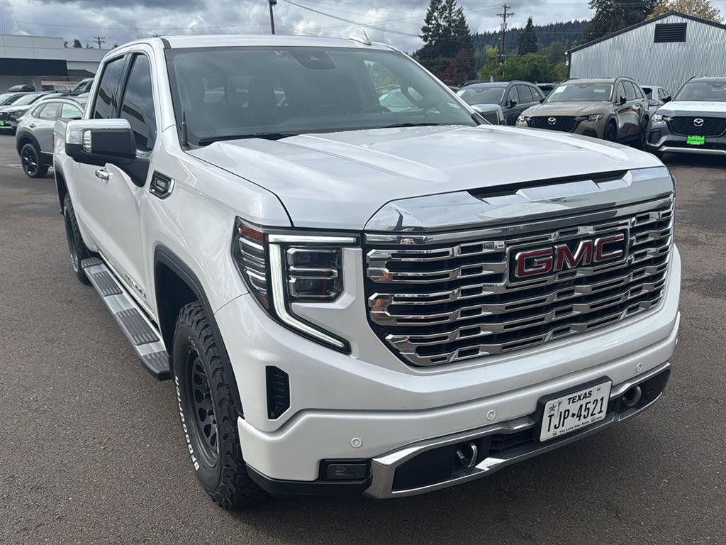 Used 2023 GMC Sierra 1500 Denali w/ Technology Package image 3