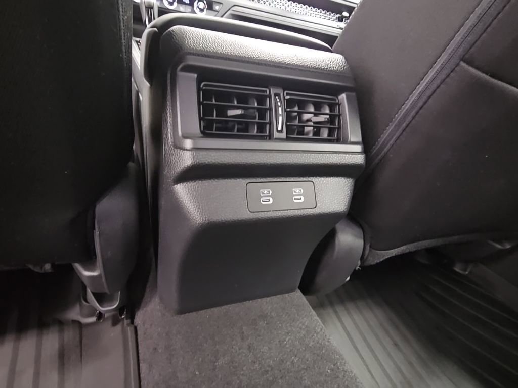 Used 2025 Honda Accord SE image 30