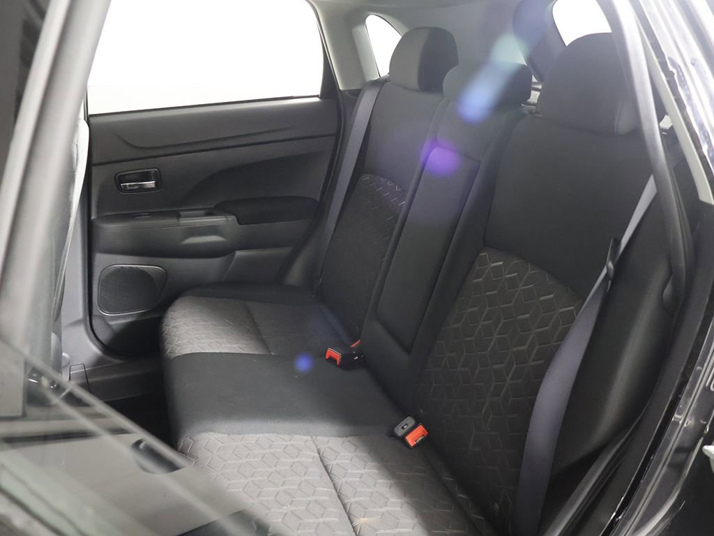 Used 2024 Mitsubishi Outlander Sport LE AWD/4WD image 26