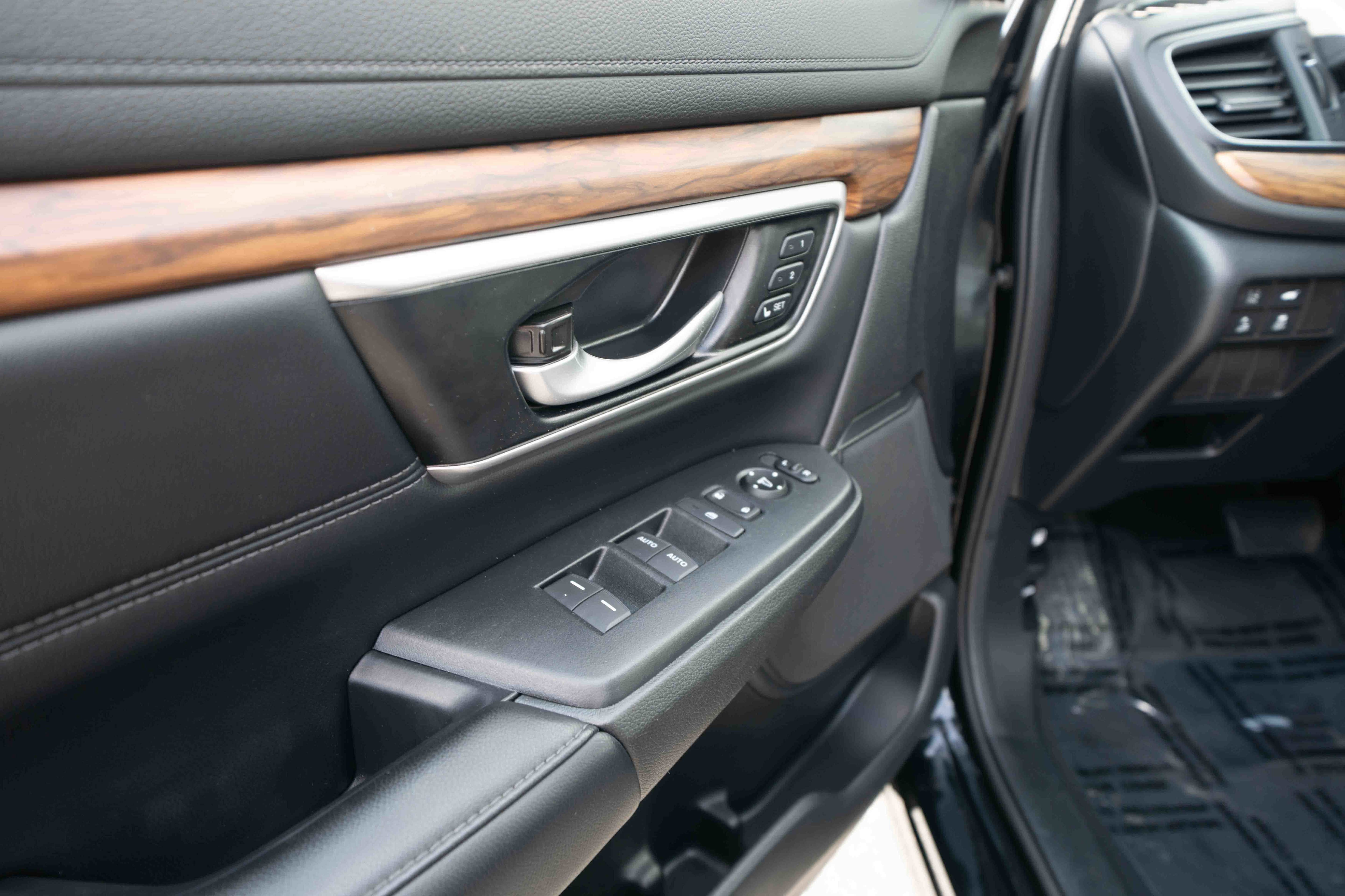 Used 2022 Honda CR-V EX-L image 7