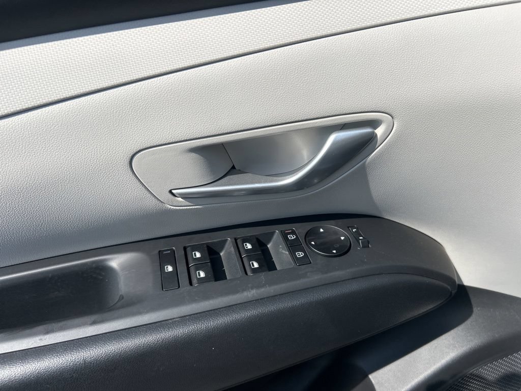 New 2026 Hyundai Tucson Blue SE AWD/4WD image 12