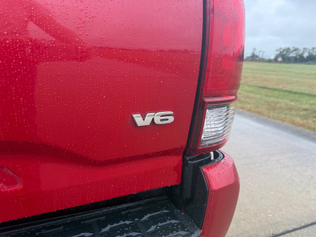 Used 2023 Toyota Tacoma SR AWD/4WD image 5