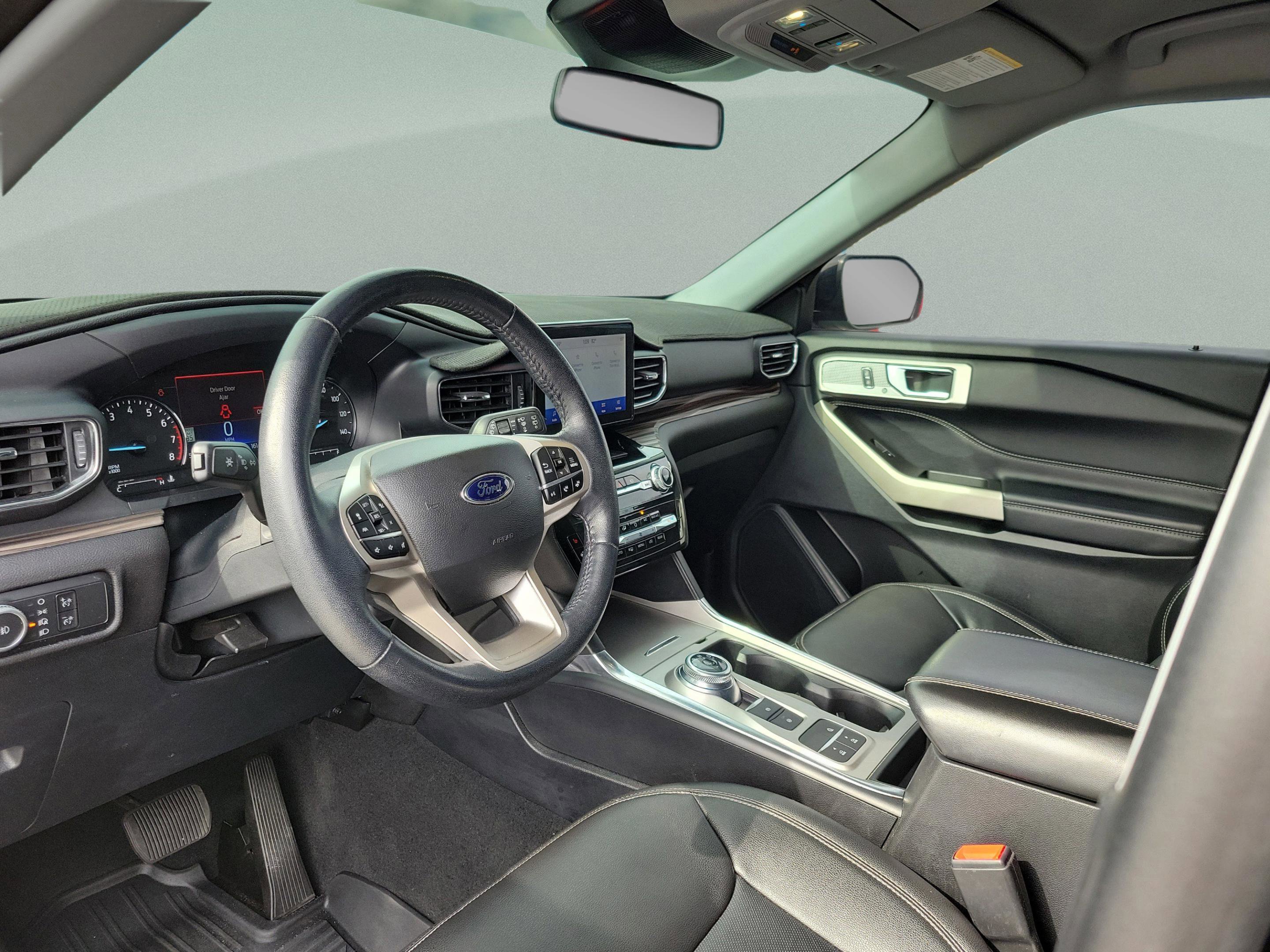 Certified 2022 Ford Explorer Limited image 7