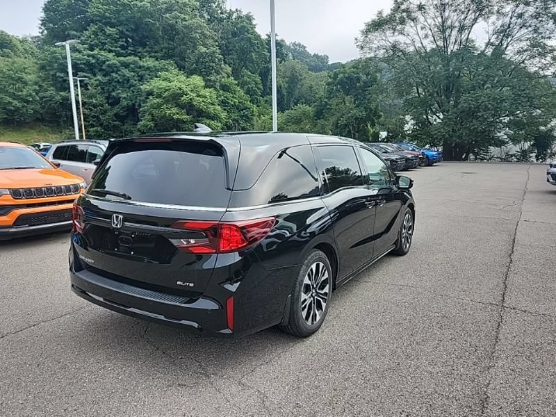 Used 2025 Honda Odyssey Elite image 8