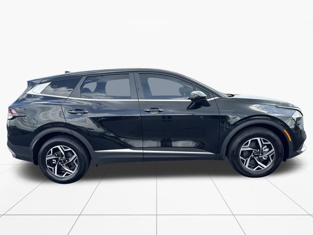 Used 2023 Kia Sportage LX FWD image 7