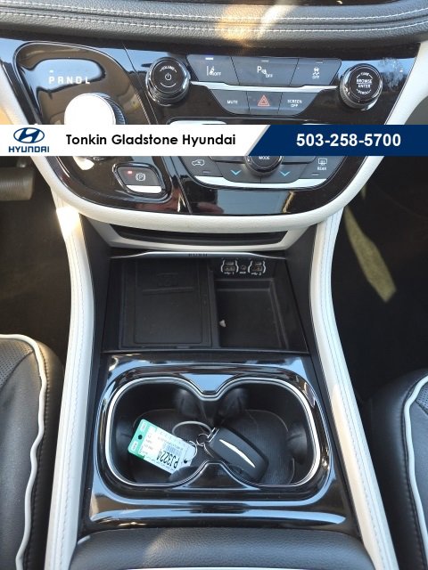 Used 2023 Chrysler Pacifica Limited image 21