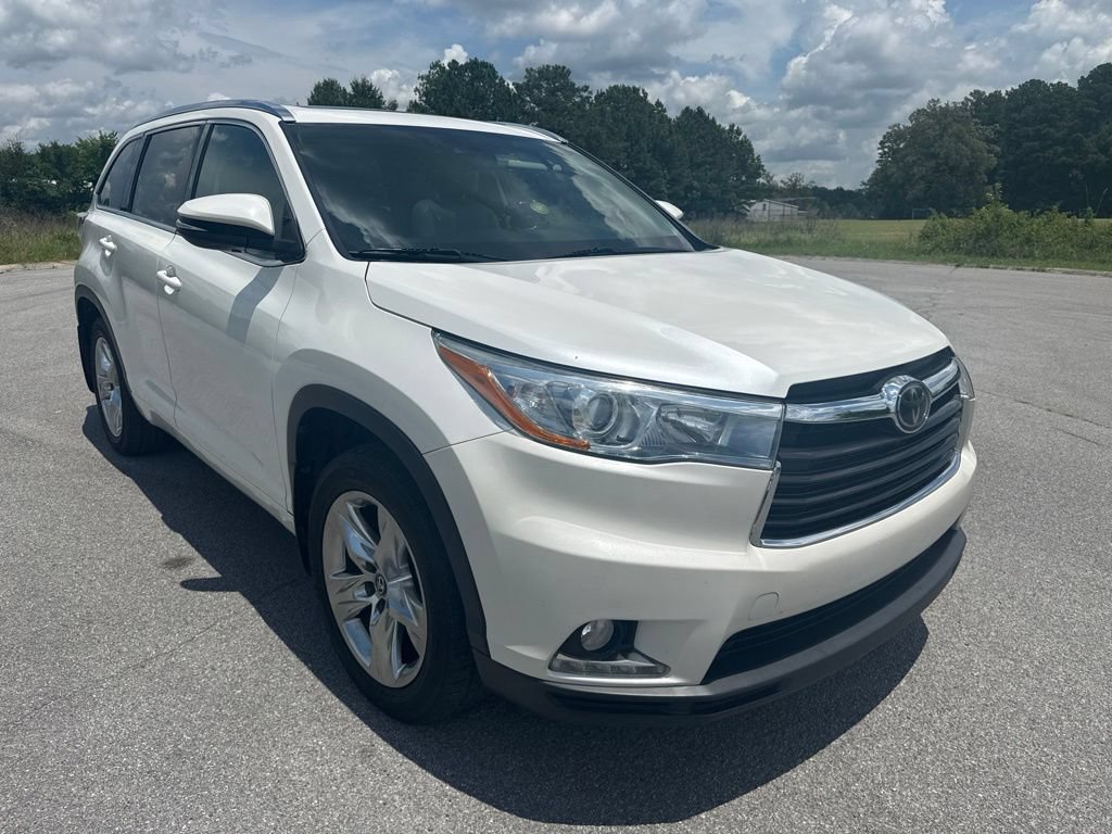 Used 2016 Toyota Highlander Limited Platinum AWD/4WD image 10