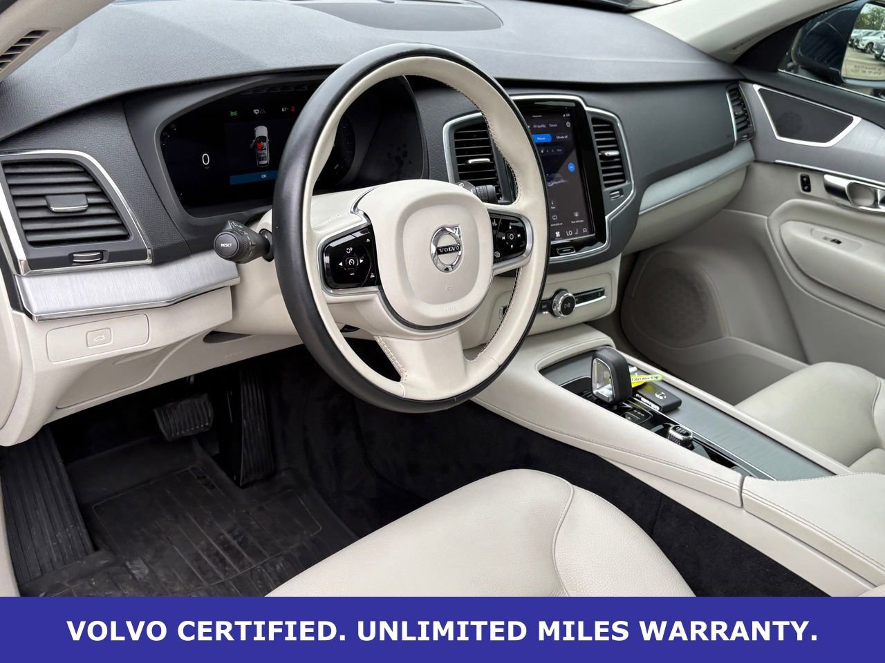 Certified 2023 Volvo XC90 B5 Core w/ Protection Package AWD/4WD image 16