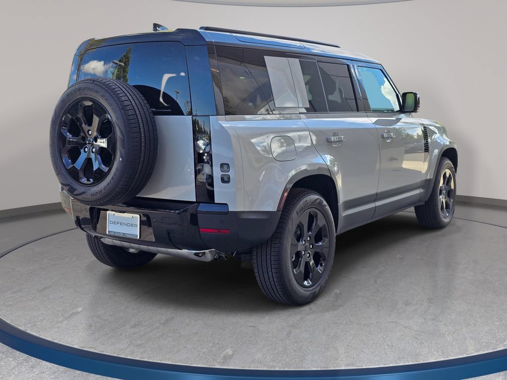 New 2026 Land Rover Defender 110 S AWD/4WD image 5