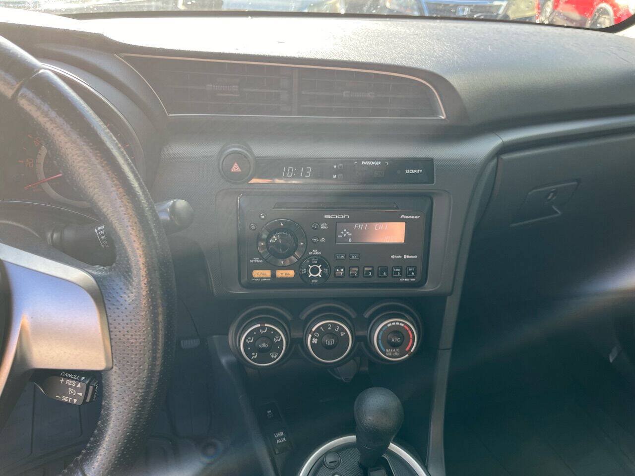 Used 2013 Scion tC FWD image 14
