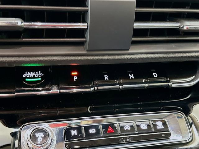 Used 2023 Lincoln Corsair Reserve image 17