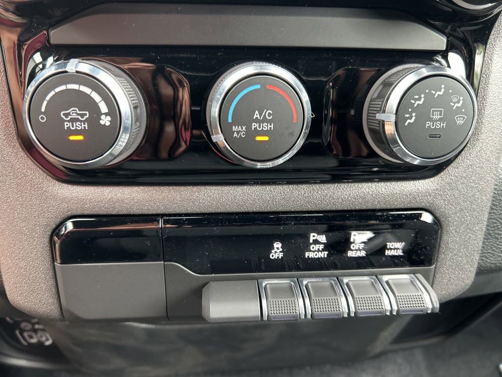 New 2025 RAM 1500 Tradesman image 28