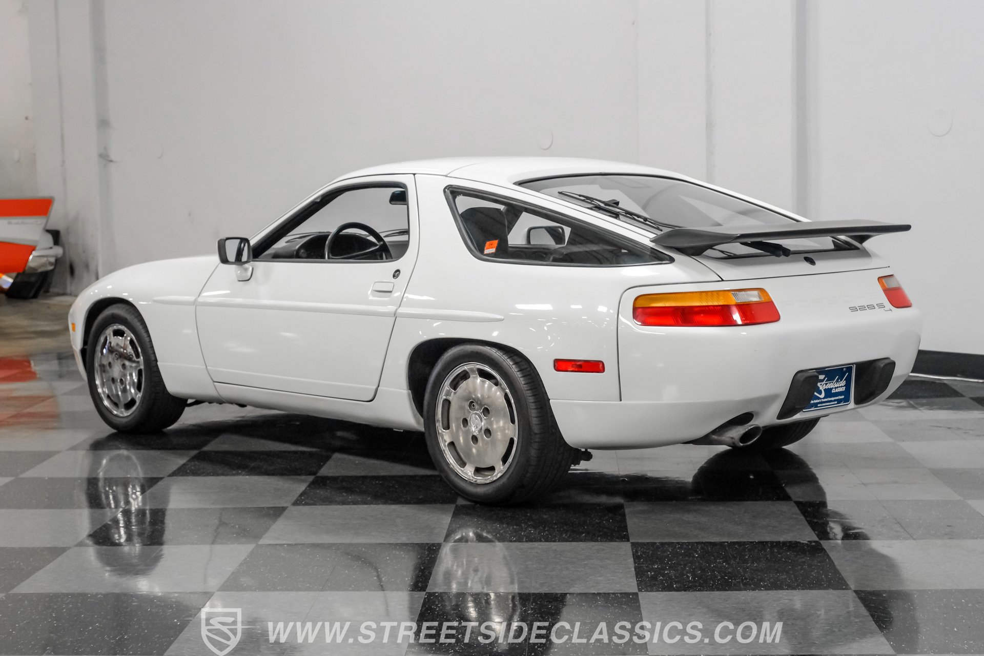Used 1987 Porsche 928 S4 RWD image 7