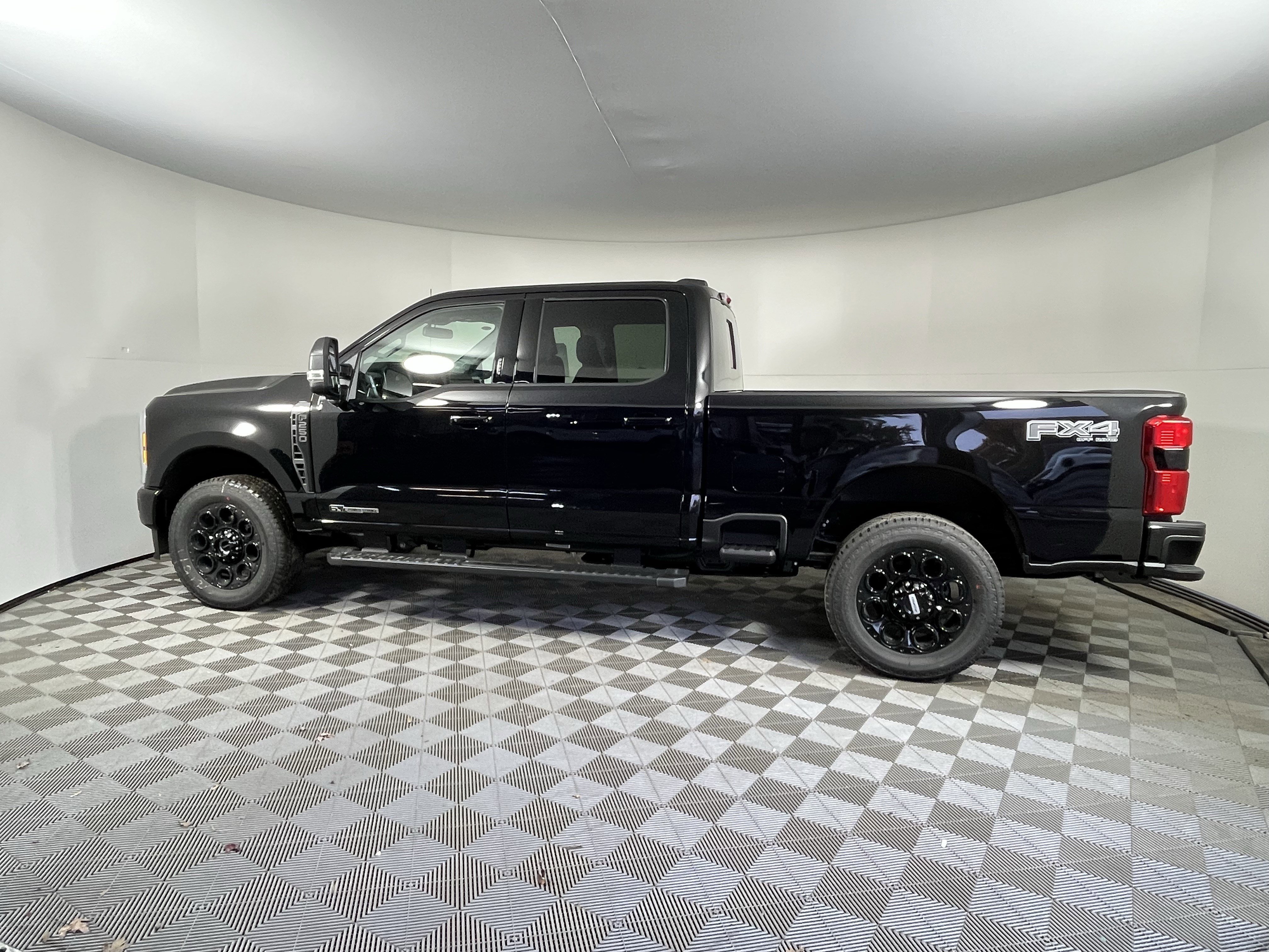 New 2026 Ford F250 XLT w/ XLT Premium Package image 2