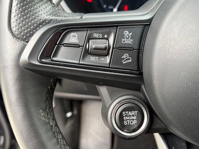 Used 2024 Alfa Romeo Stelvio Veloce AWD/4WD image 24