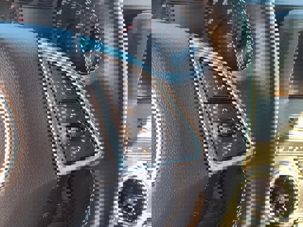 Used 2024 Chevrolet Camaro LT w/ RS Package image 9