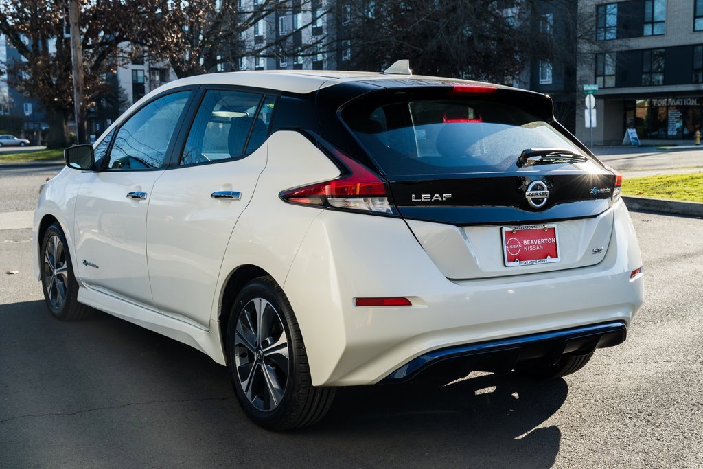 Used 2019 Nissan Leaf SV w/ SV Technology Package image 4